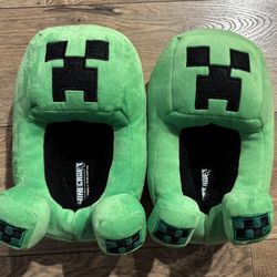 Kids Minecraft Slippers Size 13-1