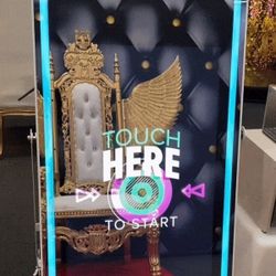 New glass photo booth 