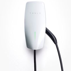 Tesla Wall Connector 