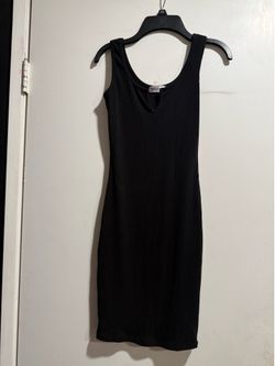 Black skintight dress