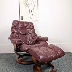 Ekornes Stressless Large Leather Lounge Chair Recliner & Ottoman