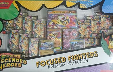 Pokémon Focused Fighters Premium Collection Box