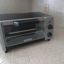 BLACK DECKER MINI OVEN 