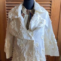 Embroidered Floral Jacket with Oversized Collar