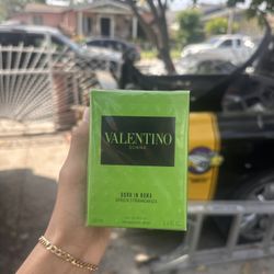 Valentino Perfume