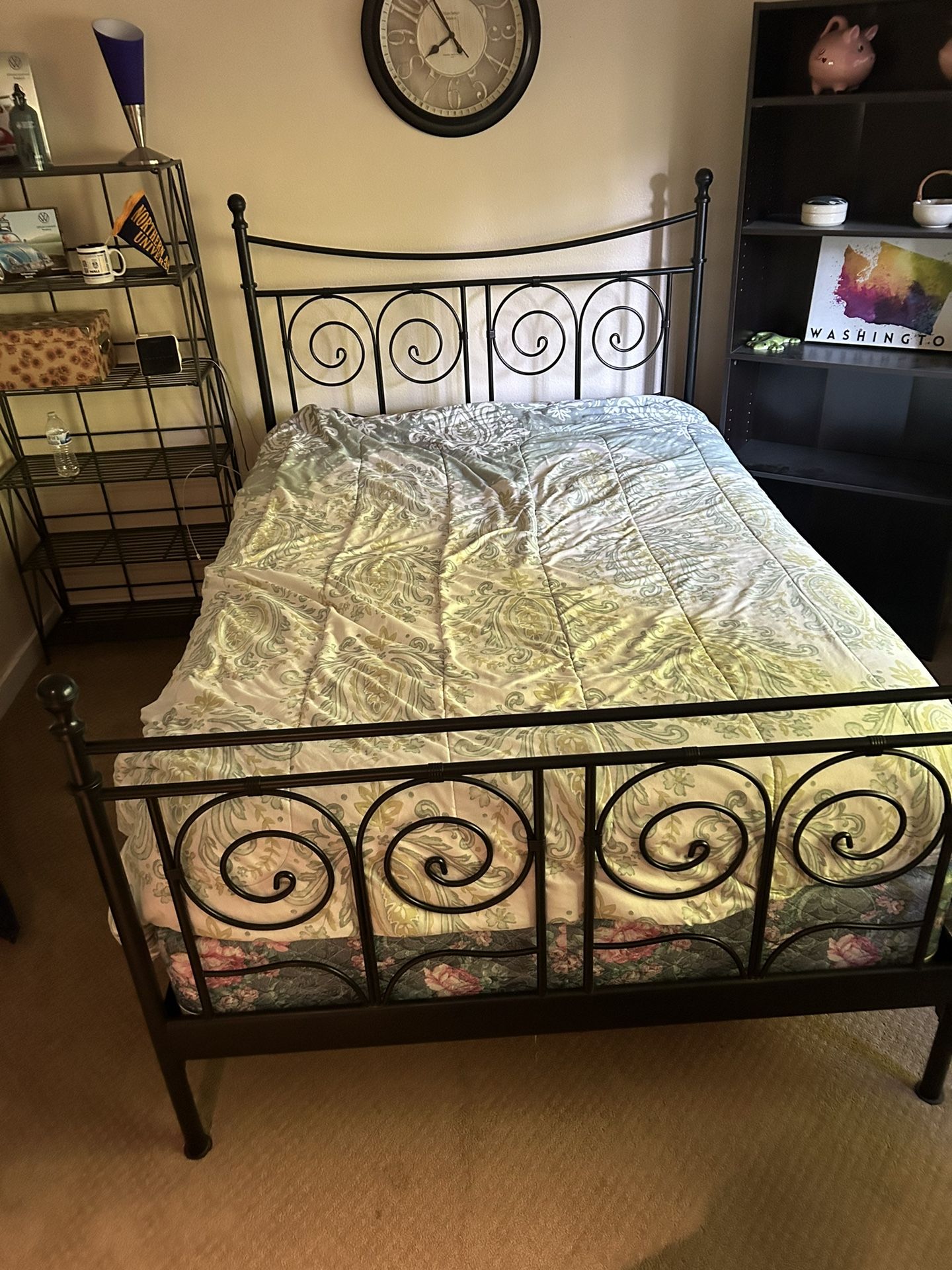 Beautiful Full Bed Black Metal Bed Set