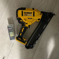 Dewalt Battery Nail Gun 