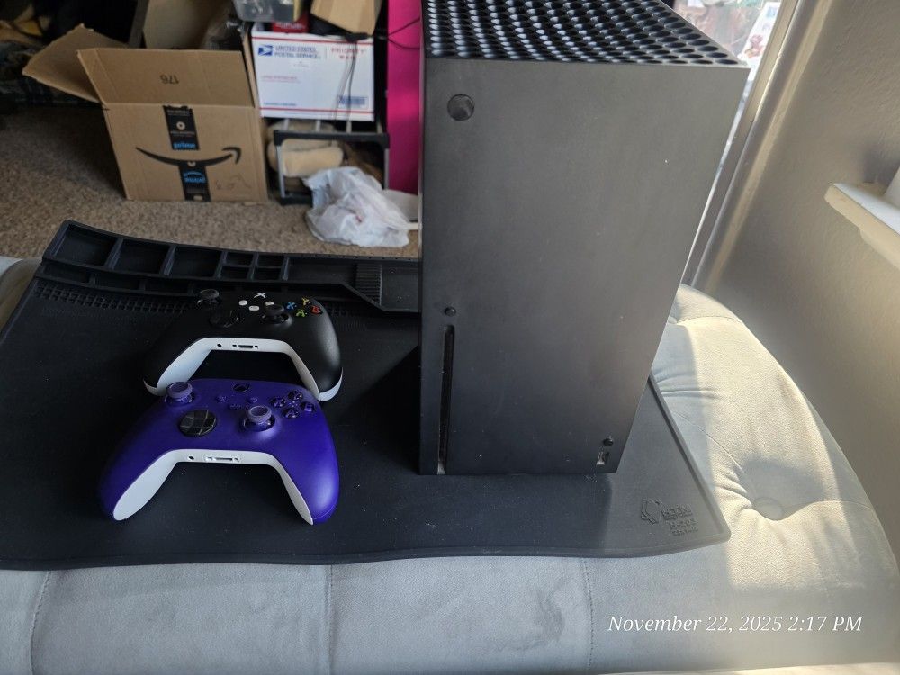 Xbox Series X Like New Used Lightly
