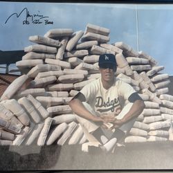 Former Dodger Maury Wills Certified autograph 16x20
