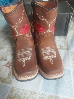 Kids Boots