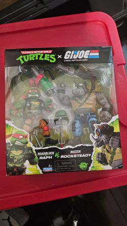 TMNT x G.I. Joe Roadblock Raph vs Buzzer Rocksteady Figure Set