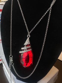❤️ Bold Red Statement Pendant Necklace ❤️