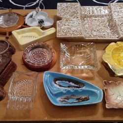 Vintage Ashtrays Lot