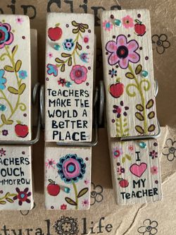 Cute Teacher Gift! Colorful Pinewood Clips With Rhinestones