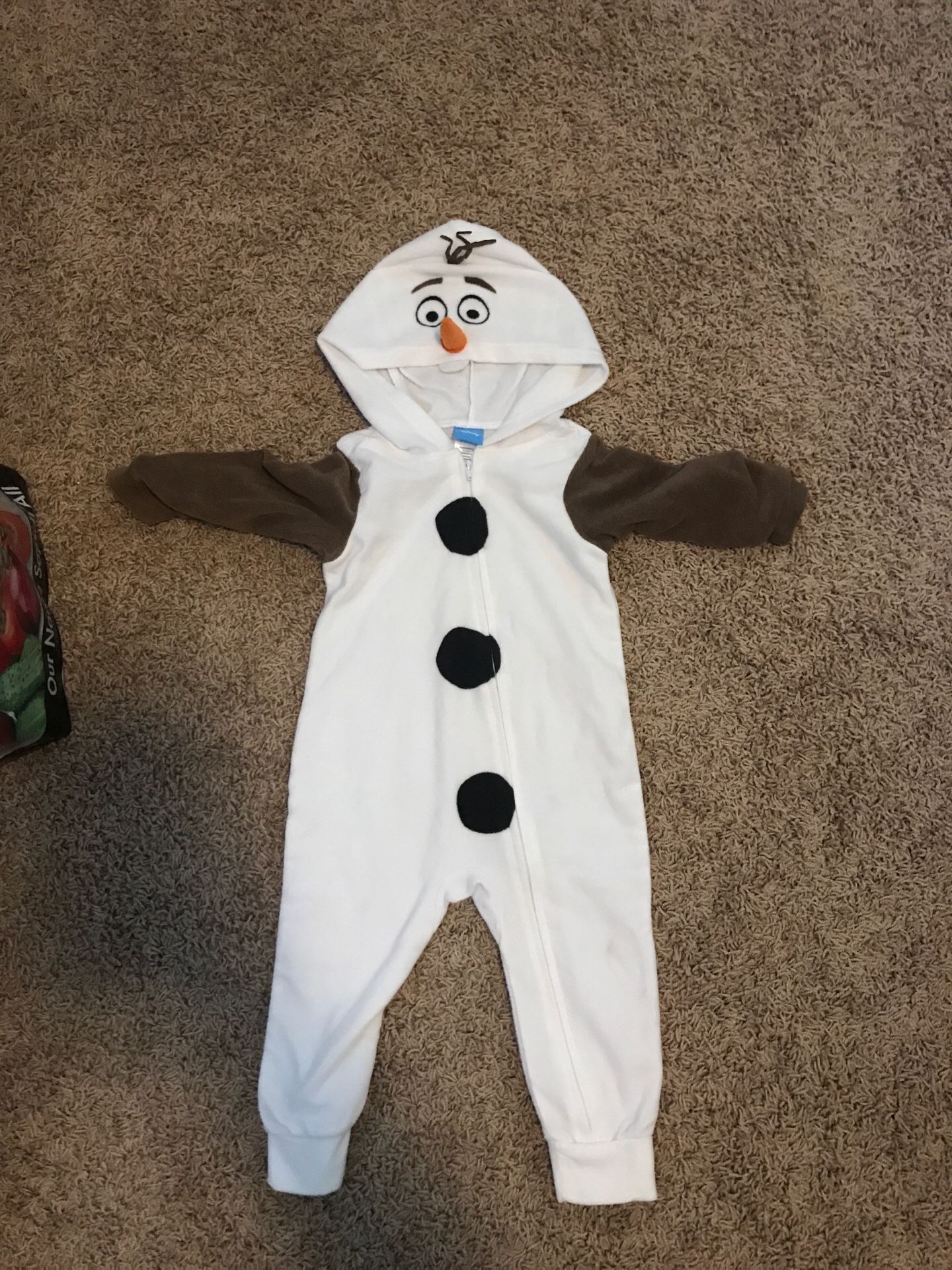 Worn once Olaf 2t