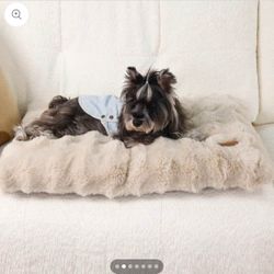 Deluxe Plush Dog Bed with Supportive Base Comfort Pet Sleeping Mat Crate Bed with Removable Cover