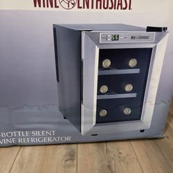 Wine enthusiasts 6 Bottle Wine Cooler