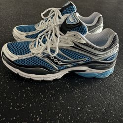 Saucony ProGrid Omni 9 “OG Royal Silver” Size 12