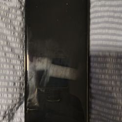 (serious inquiries) Unlocked Google Pixel 7 Pro With Three Cases (for a reasonable price)