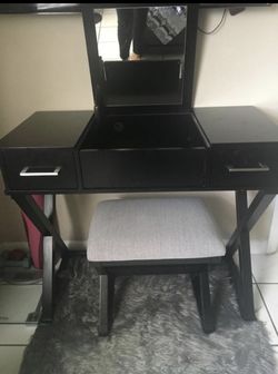 Makeup vanity with stool