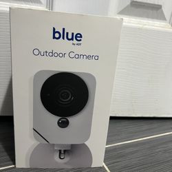 Outdoor Camera With Charger
