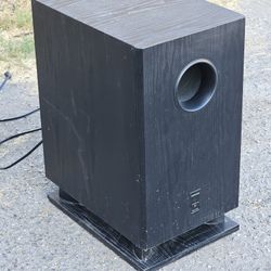 Onkyo SKW-200 Powered Bass-Reflex Subwoofer Speaker 
