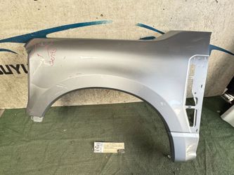 w/dents 2023 - 2024 - 2025 FORD F250 F350 F450 SUPER DUTY LEFT FENDER OEM AY67683