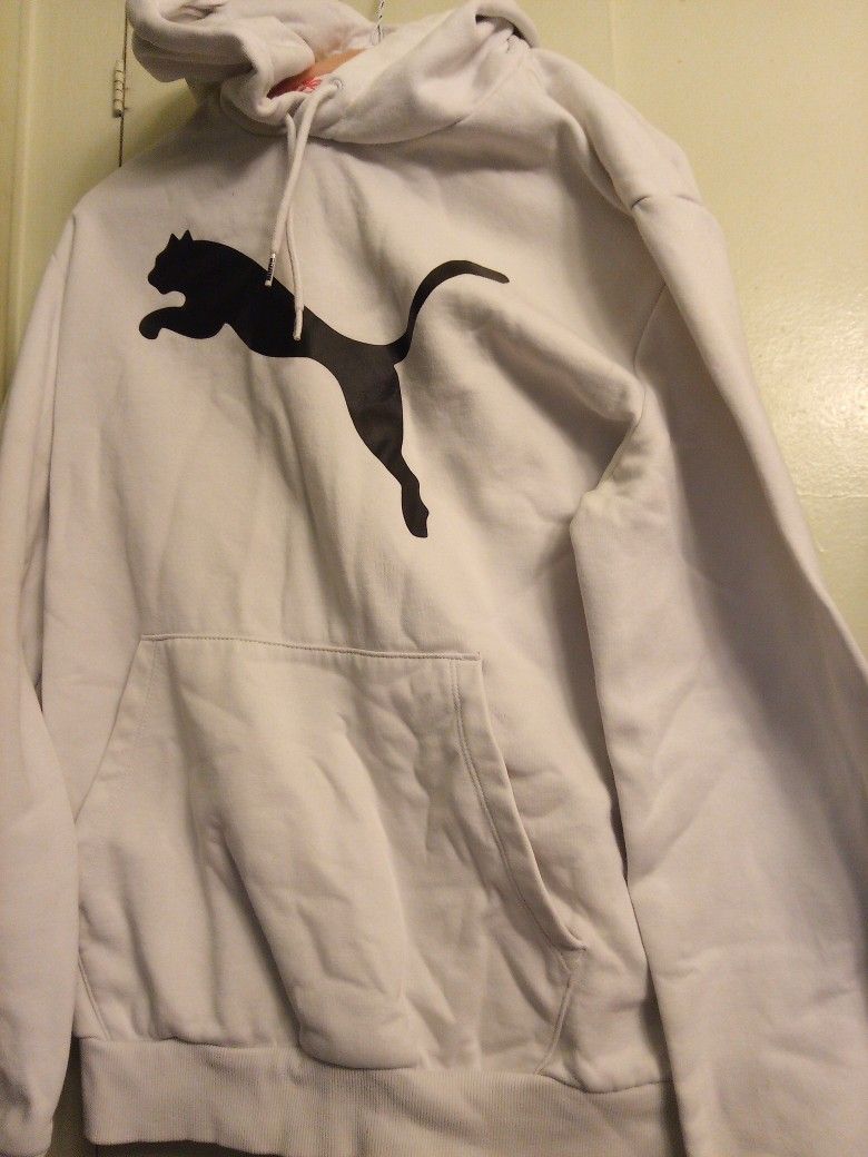 !! Men's Hoodie By Puma Size Medium