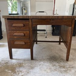 Used oak 2024 desk for sale