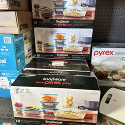 Snapware Pyrex 18-piece Glass Food Storage Set