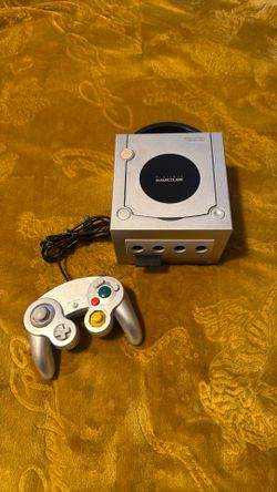 GameCube bundle all cords and 5 games with memory card