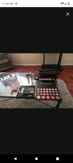 Cosmetics make up
