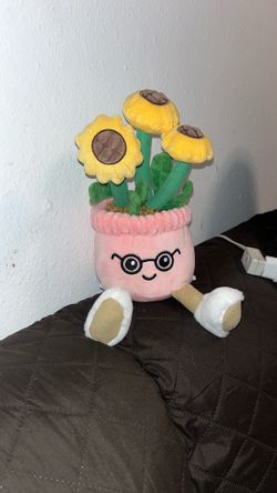 Member’s Mark Plant Plushy🌻