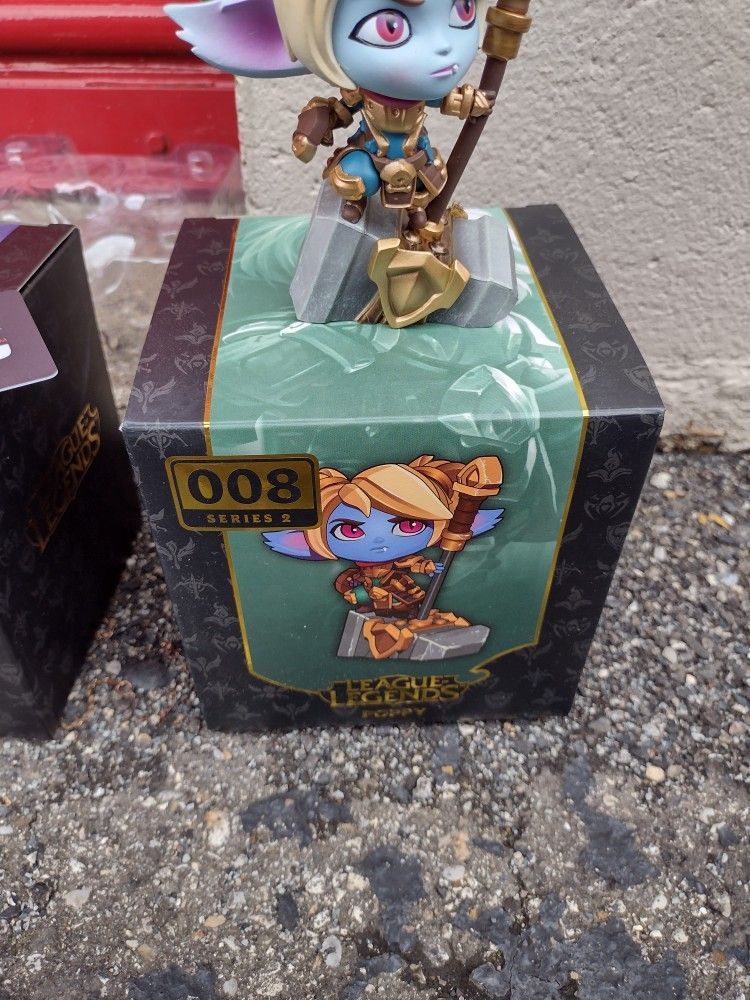 League Of Legend Action Figures (Poppy) 