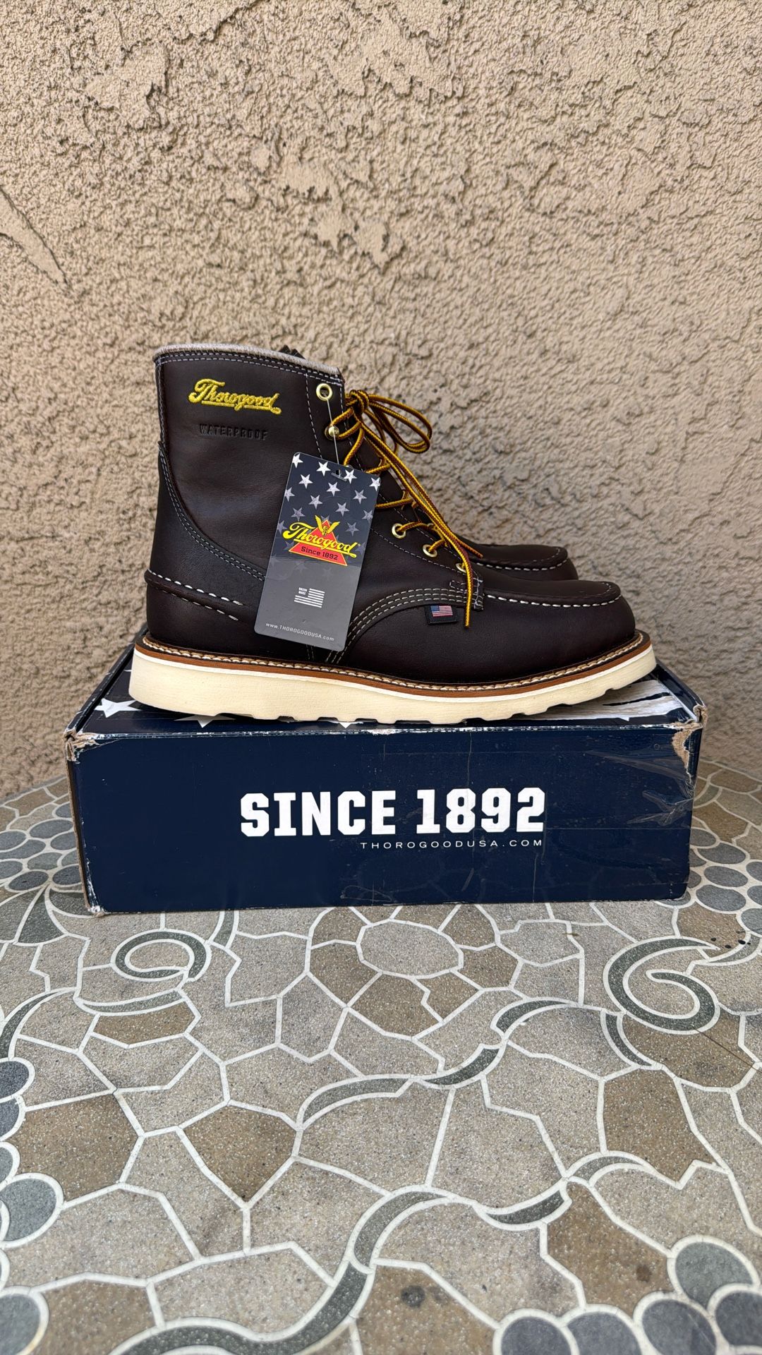 WORK BOOTS THOROGOOD SOFT TOE WATERPROOF SIZE 10 MENS