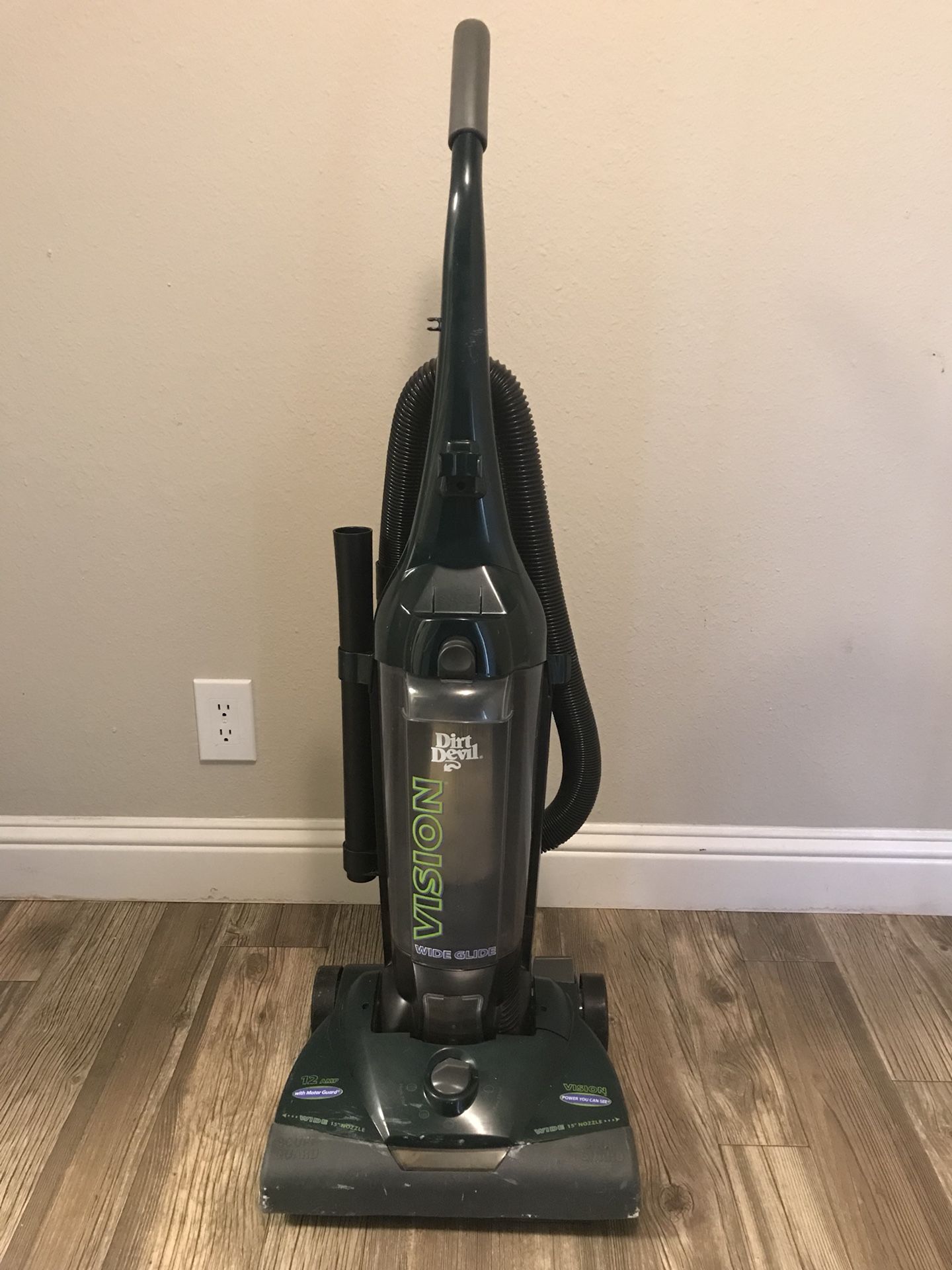 Vision Dirt Devil vacuum cleaner