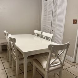 Extendable Table 
