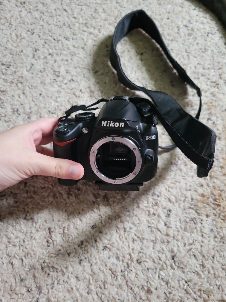 Nikon D3000 Camera