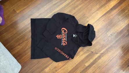 San Francisco Giants women’s v neck hoodie