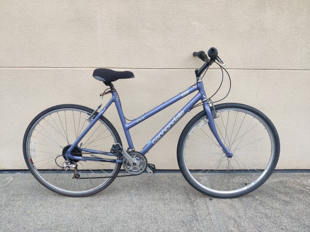 Cannondale 28-in 21-speed Very Light Hybrid Mountain/Road Bike - 19-in Step Through Frame - NEW Tubes (MSRP $550)