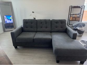 Ashley Furniture Venaldi Sofa Chaise