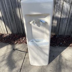 Water Cooler Dispenser