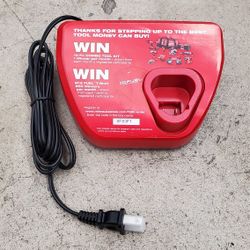 Milwaukee M12 Charger