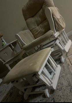 Baby Nursery Relax Rocker Rocking Chair Glider & Ottoman Set