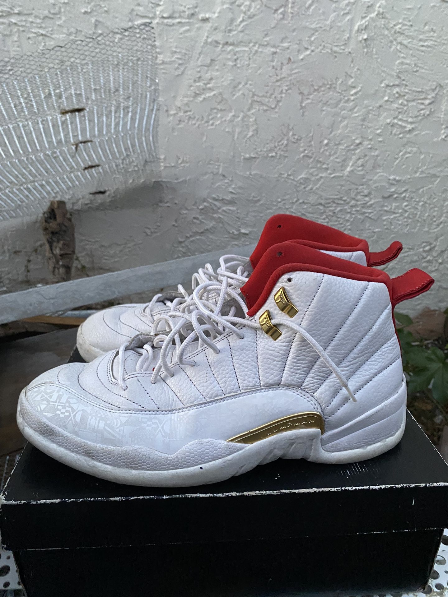 Size 12 - Jordan 12 retro “FIBA”