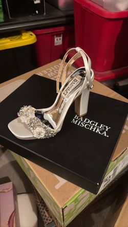 Women’s heel shoes