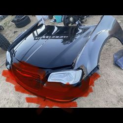 2014  Chrysler hood fenders