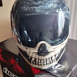 Icon  Motorcycle Helmet