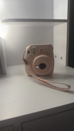 Polaroid camera in stacks mini nine Polaroid camera instacks mini 9