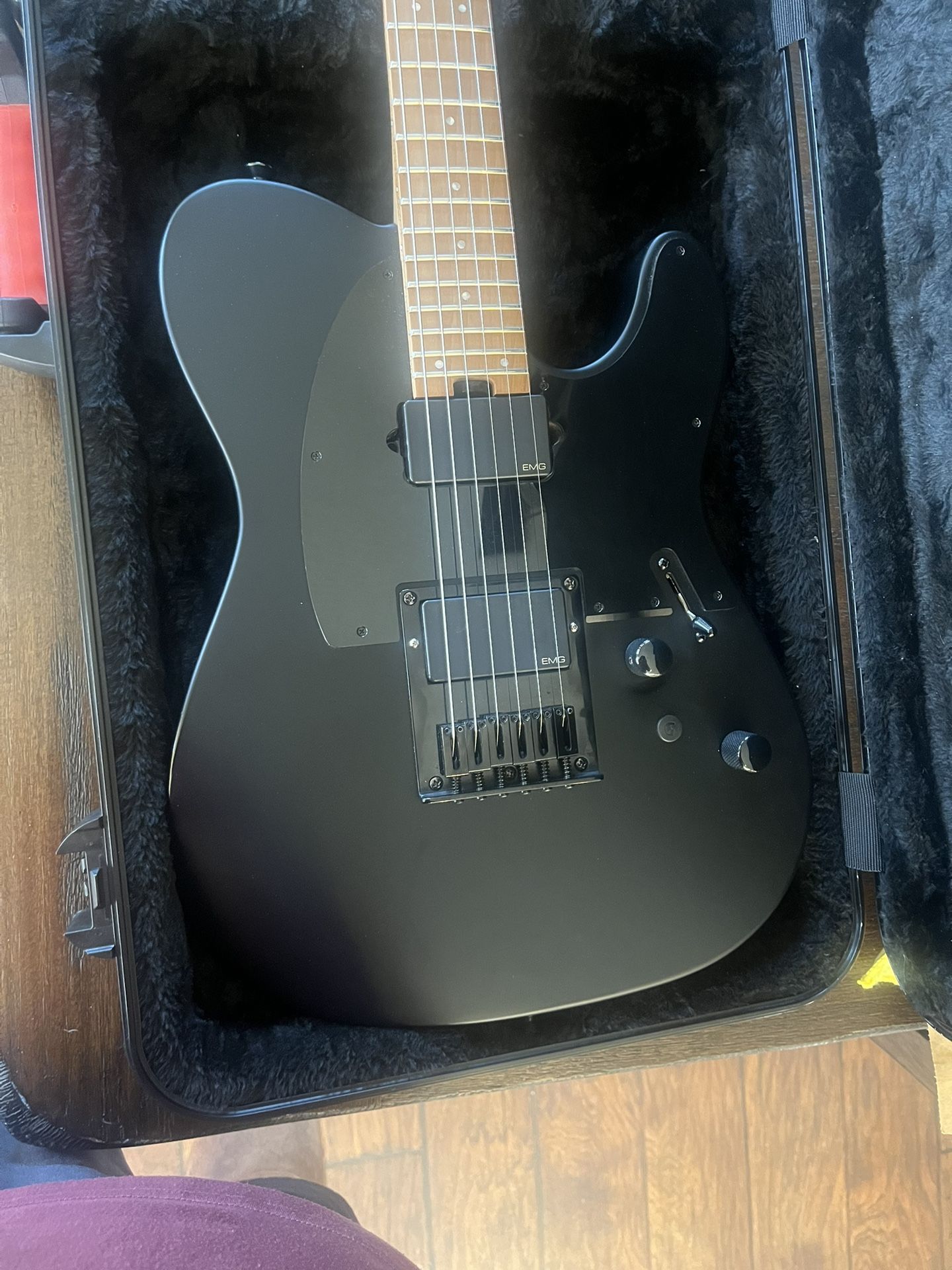 Used Charvel Pro Mod Style 2 Satin black w/Case